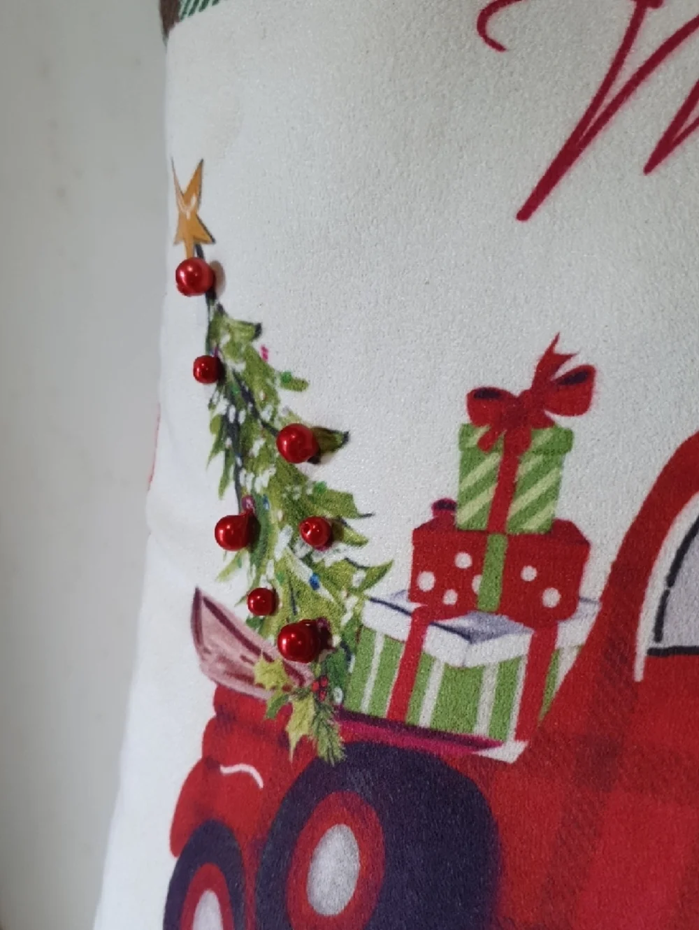 💜 Merry Christmas Red Truck Decorative Holiday Pillow